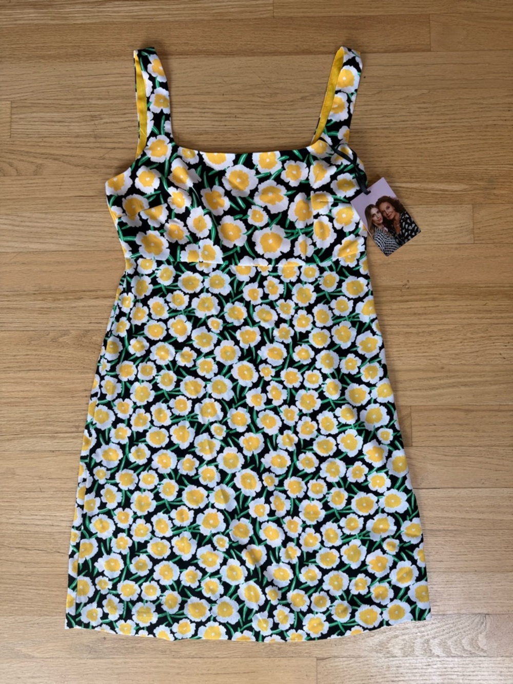 NWT: Diane Von Furstenberg for Target Yellow Poppy Shift Dress, sz. 2